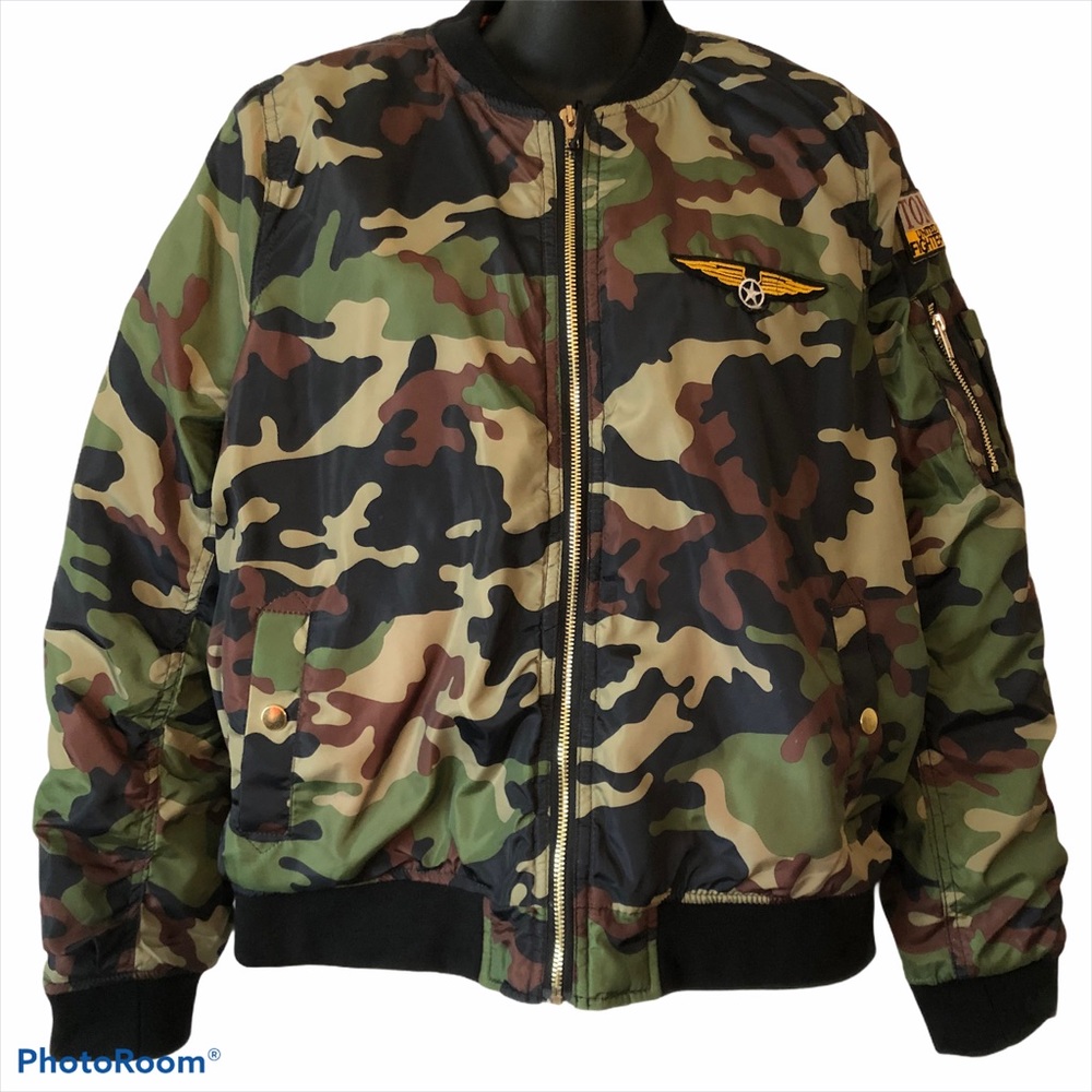 Unisex Camouflage Bomber Jacket